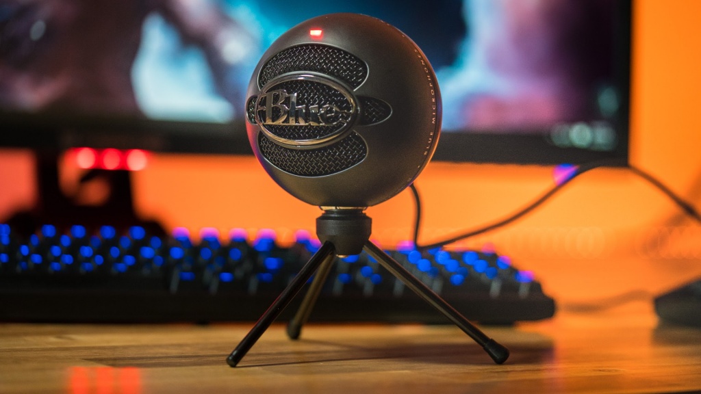 News logitech and blueyeti 2.jpg News logitech and blueyeti 2.jpg