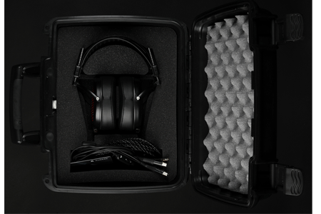 News-audeze-lcd-gx-3.gif