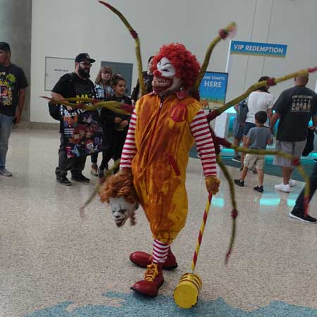 news-comiccon-2019-la-day2-3-30.jpg news-comiccon-2019-la-day2-3-30.jpg